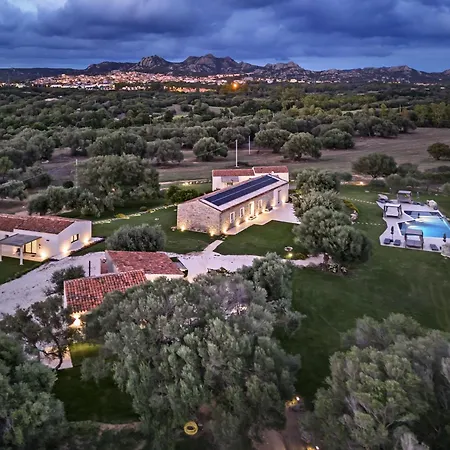 Uddastri Retreat Bed & Breakfast 4*