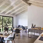 Uddastri Retreat Bed and Breakfast