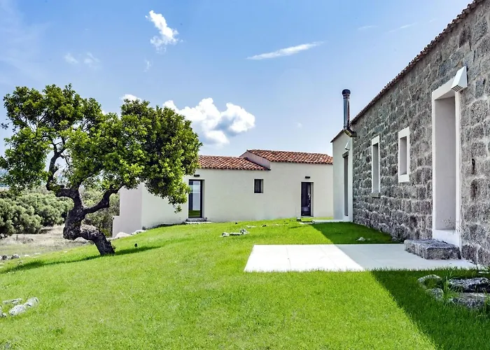 Uddastri Retreat Panzió Arzachena